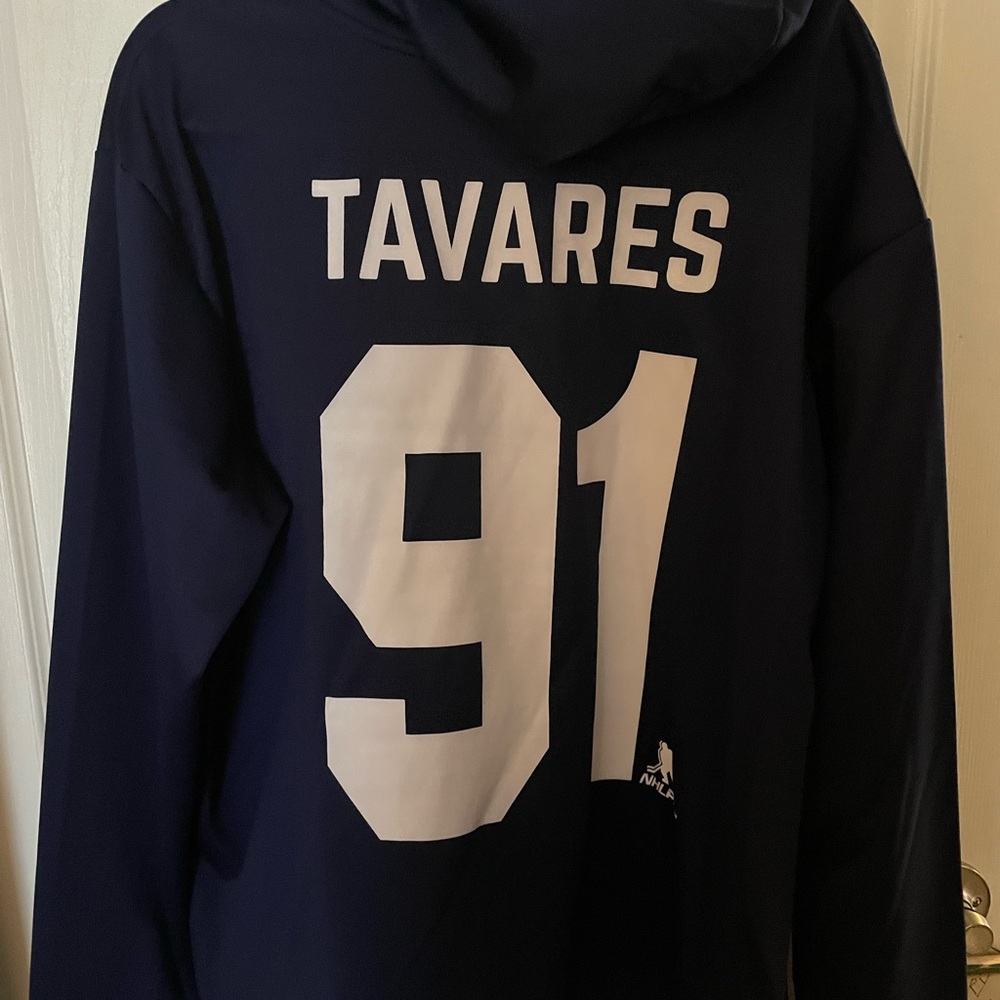 Toronto Maple Leafs Tavares jersey - Picture 2 of 5